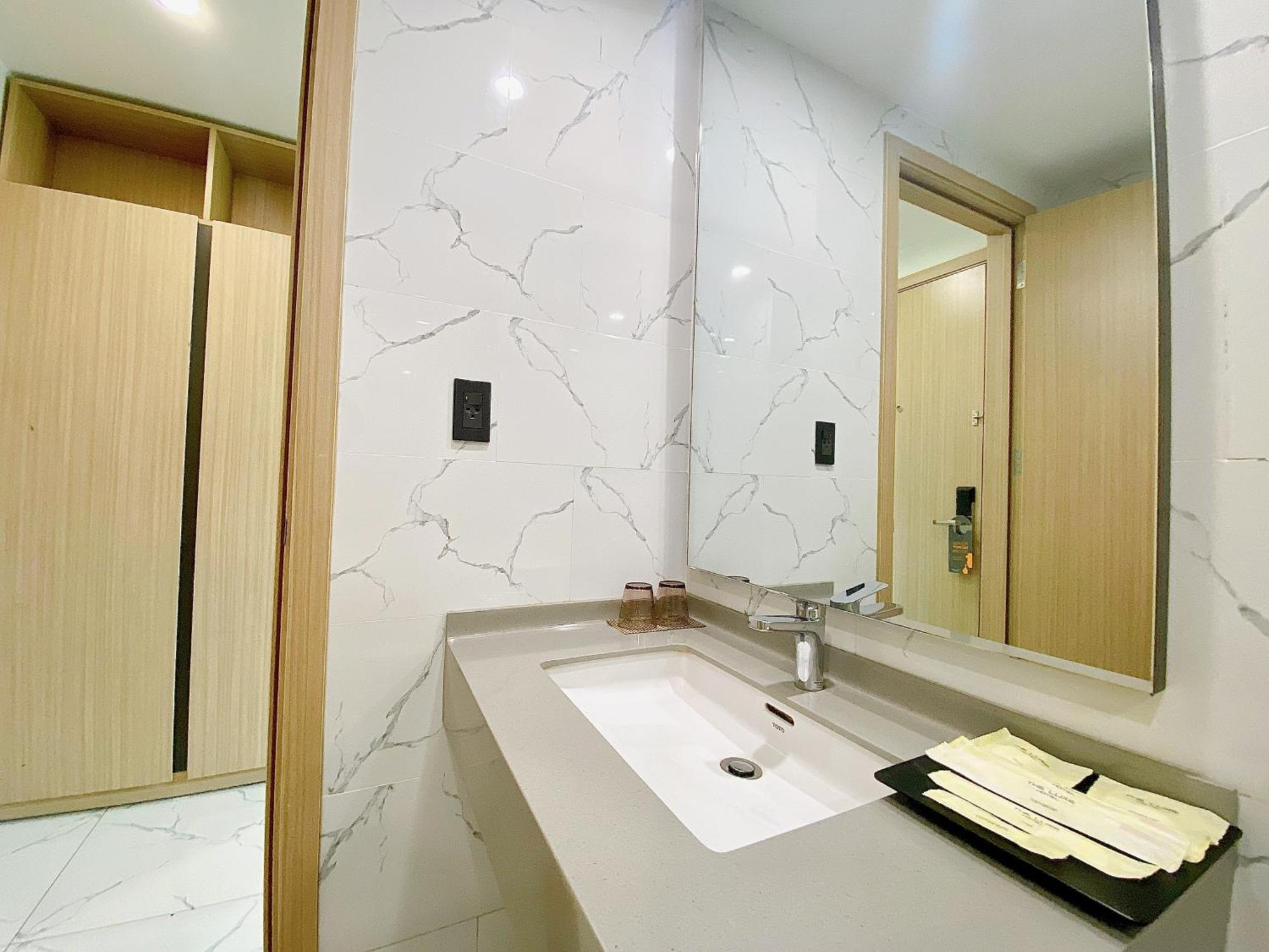 The Luxe Hotel Châu Đốc Extérieur photo