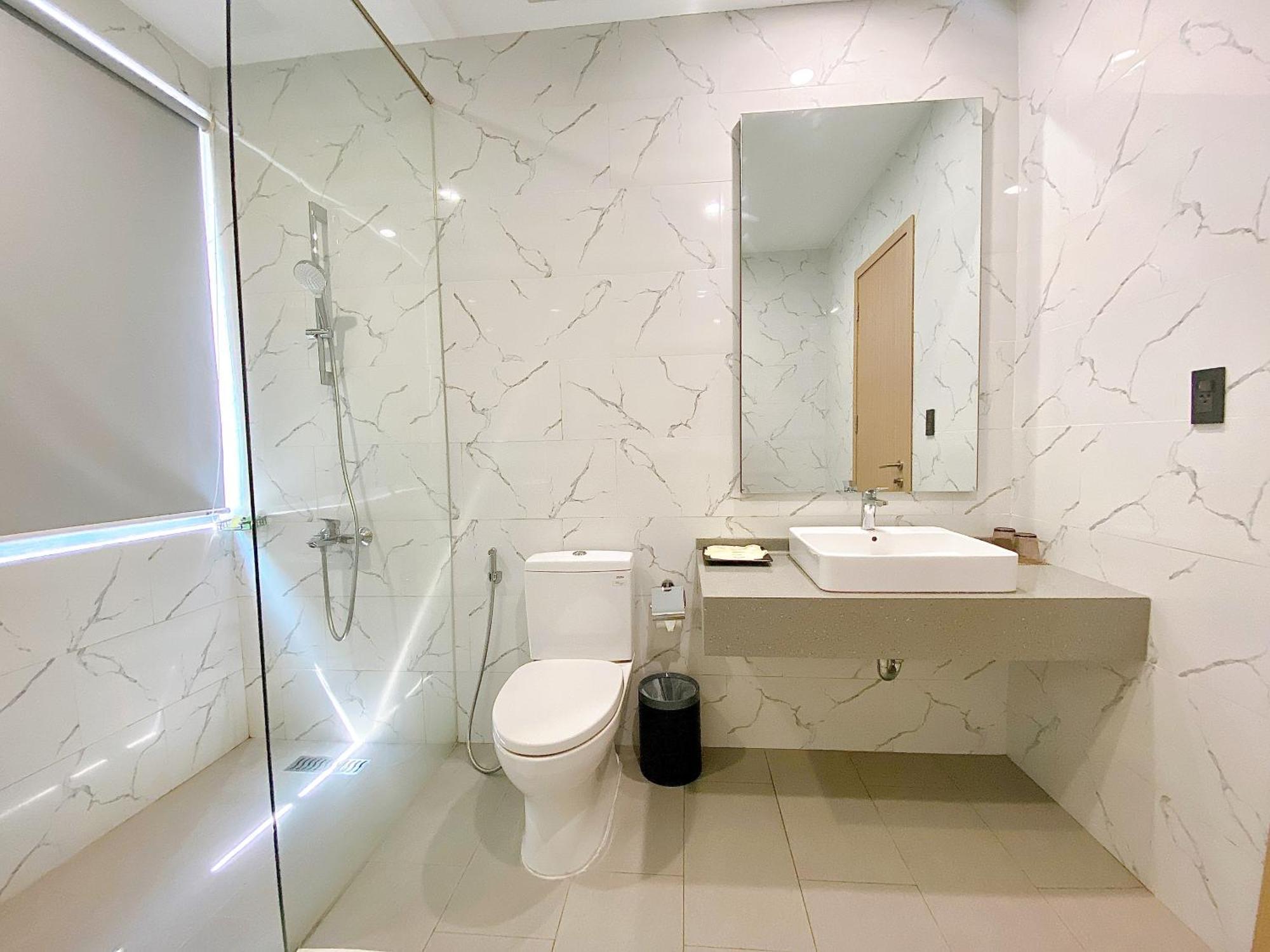 The Luxe Hotel Châu Đốc Extérieur photo